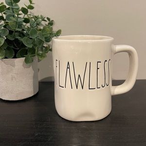 RAE DUNN FLAWLESS MUG